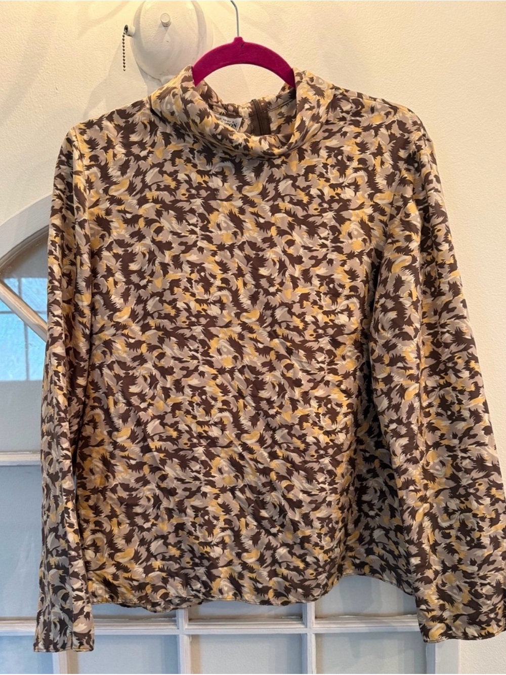 Pendleton 100% Silk Abstract Print Mock Neck Blouse Top Brown Size 12